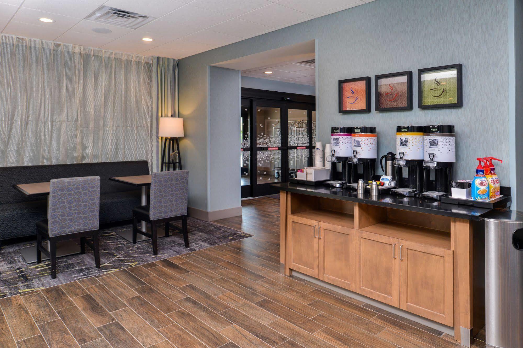 Hampton Inn By Hilton Omaha Airport, Ia Carter Lake Exterior foto